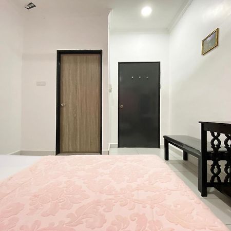 Oyo Home 90230 Dh Residence Kota Belud Exterior foto