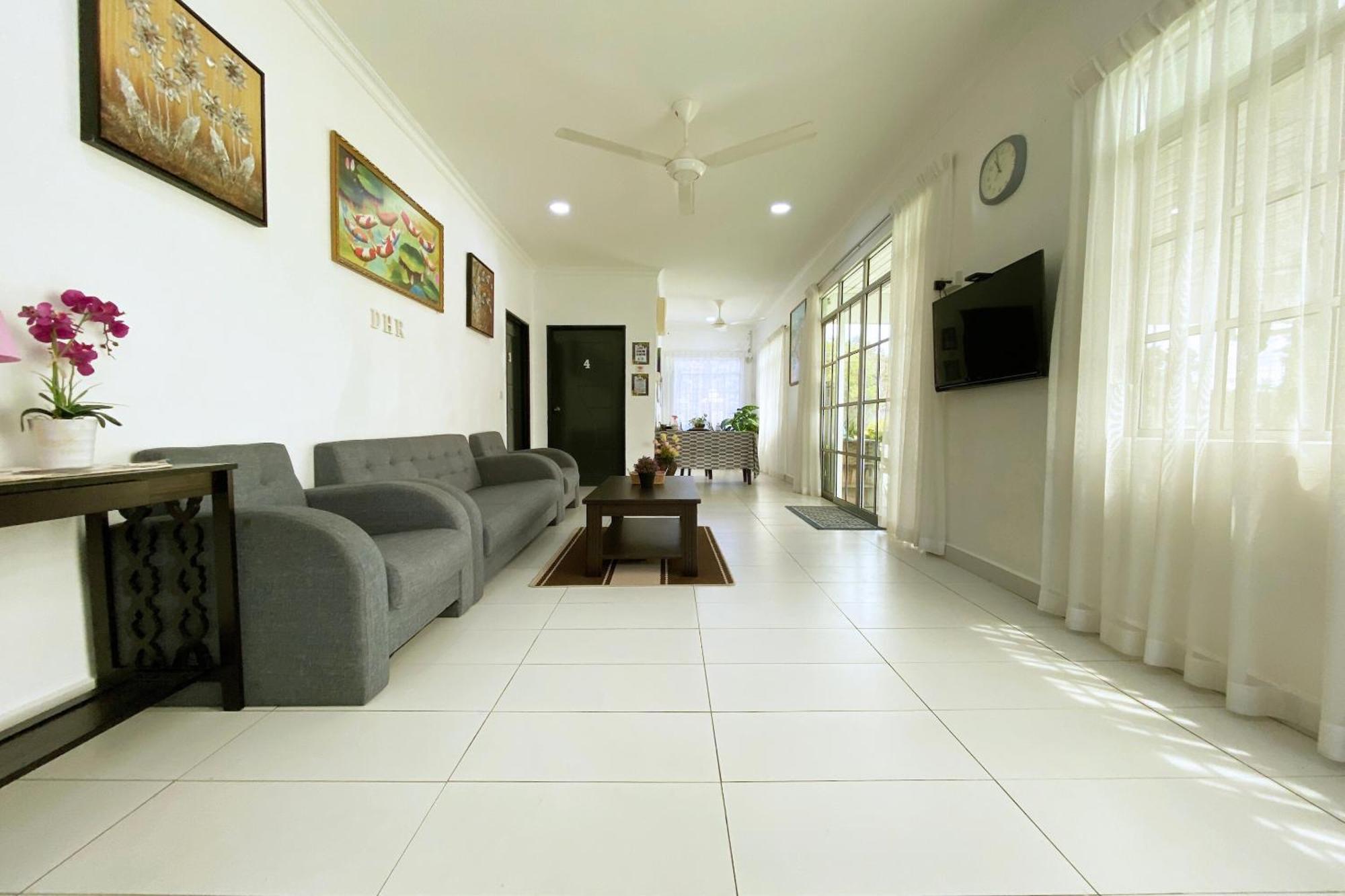 Oyo Home 90230 Dh Residence Kota Belud Exterior foto